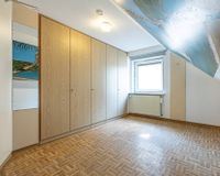 Zimmer mit Einbauschrank